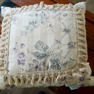 Vintage American Dawn Inc Floral Trimmed Accent Pillow